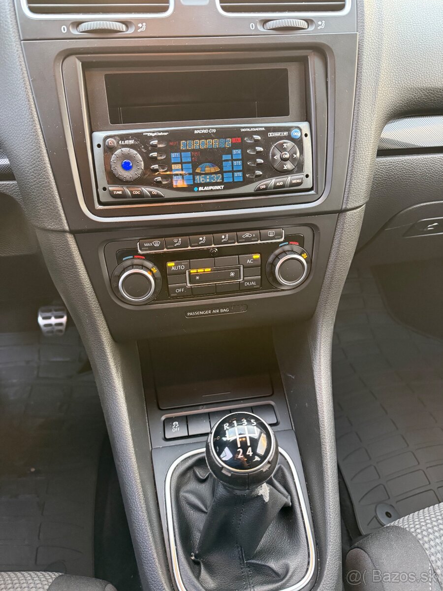 Volkswagen Golf 1.6 TDI - 13