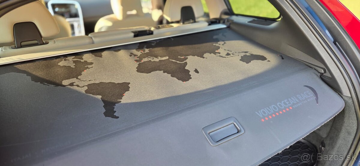 Volvo XC60 OCEAN RACE - 13