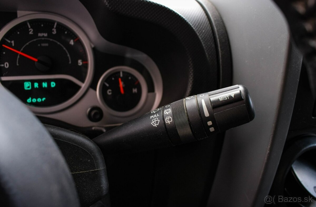 Jeep Wrangler 2.8 CRD Sport A/T - 13