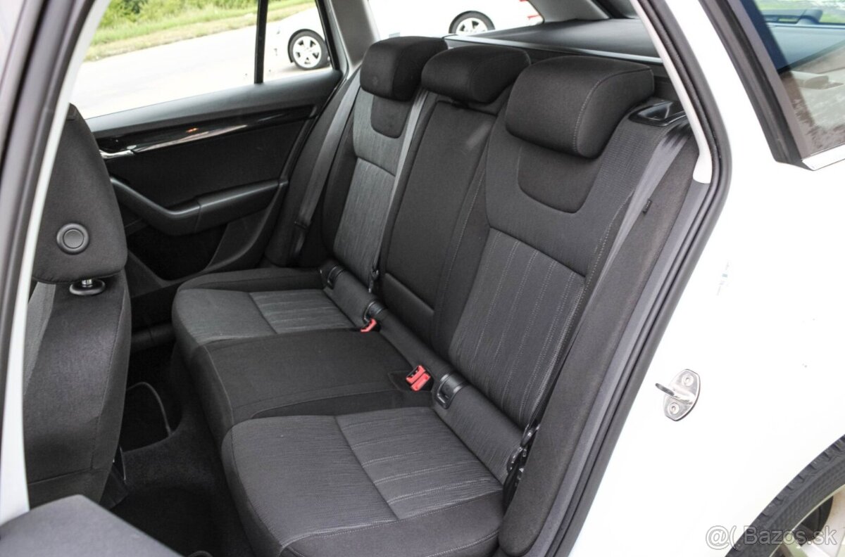 Škoda Octavia Combi 1.4 TSI Style DSG - 13
