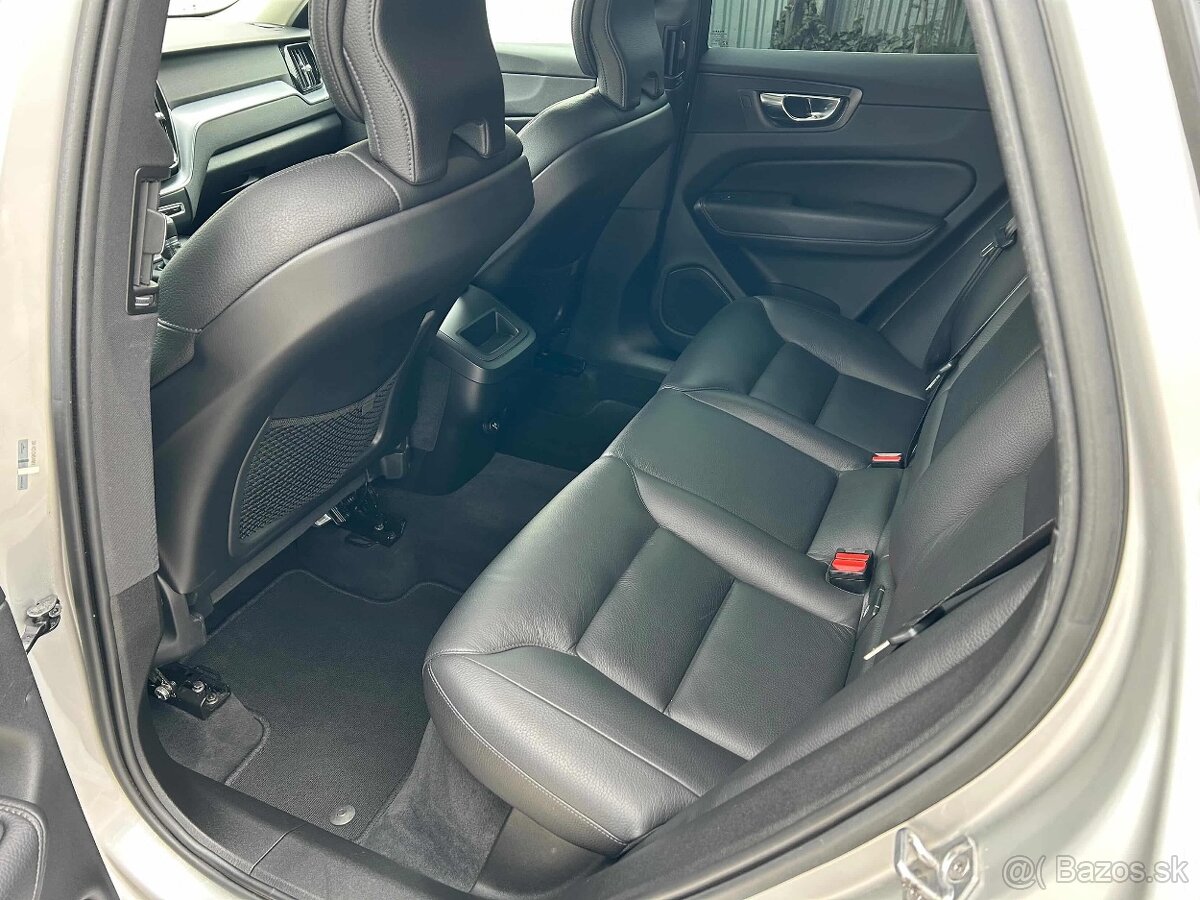 Volvo XC 60 r.v.2019 Humenné - 13