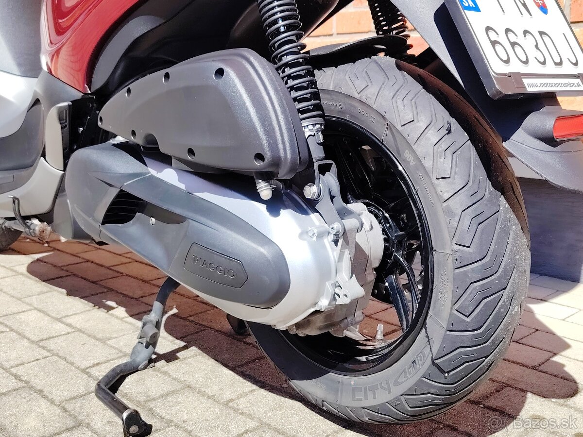 Piaggio Beverly 350 SK 25kw ABS - 13