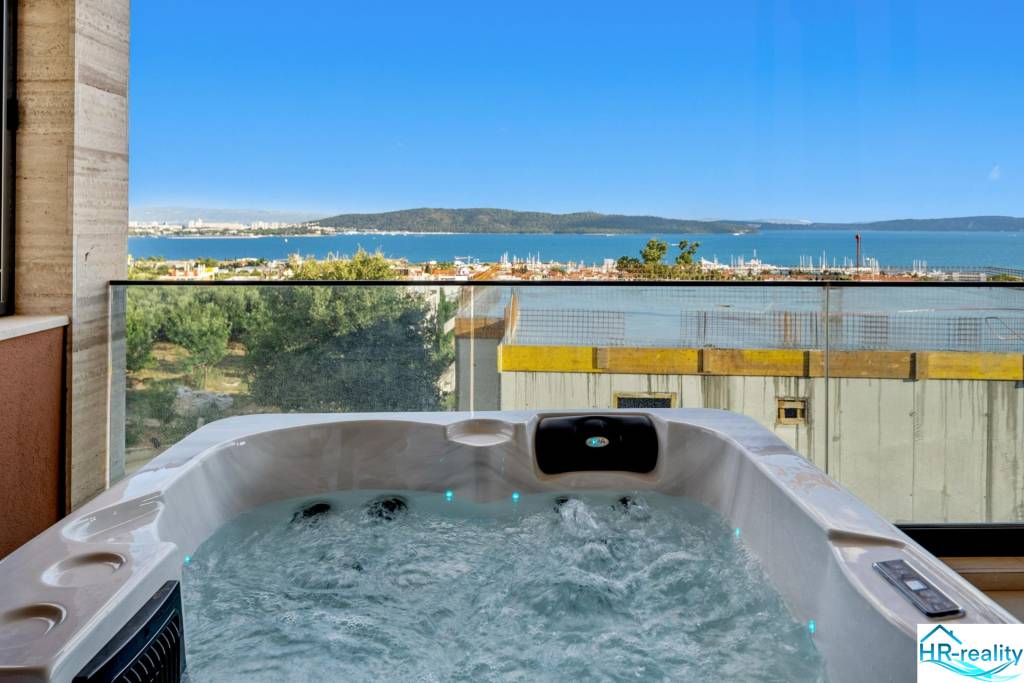 Split, Kaštela – luxusný zariadený penthouse s výhľadom - 13