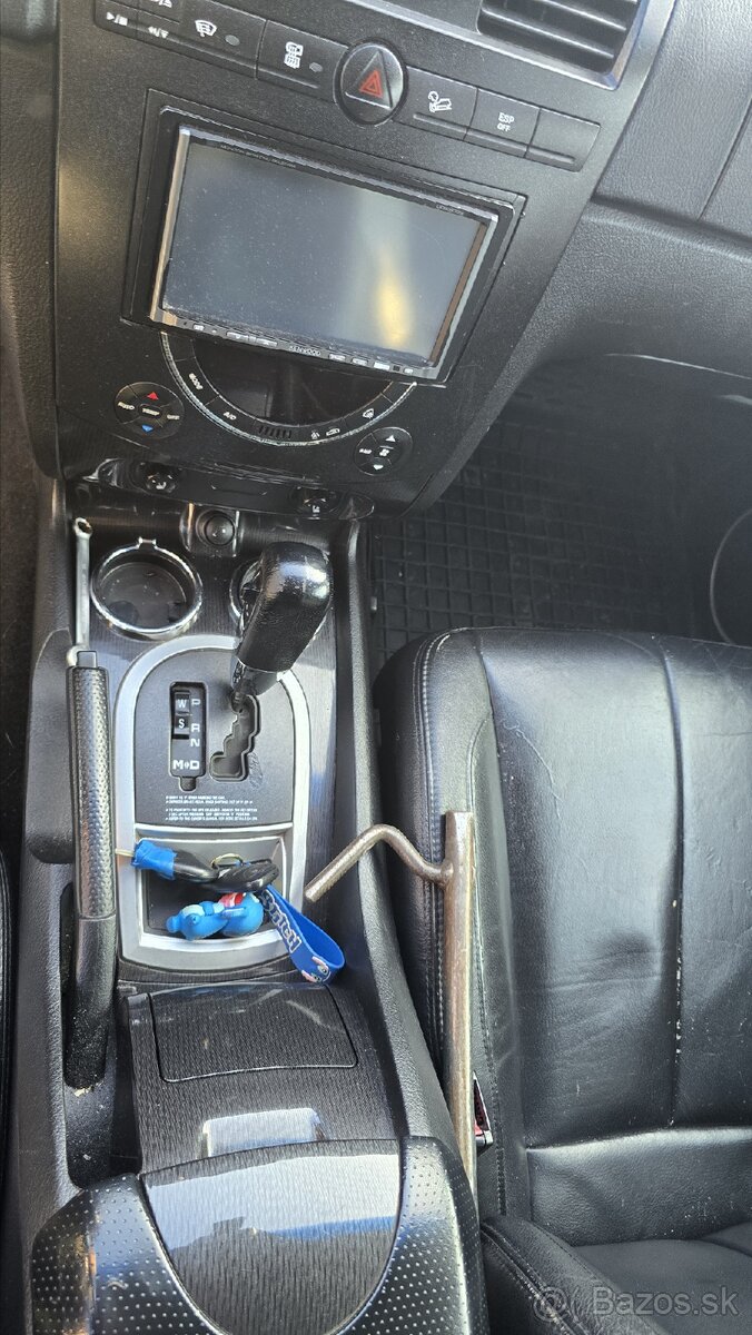 Predám SsangYong Rexton - 13