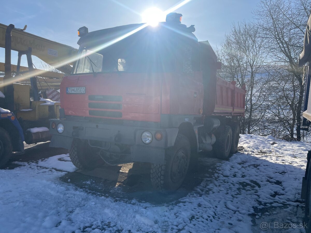 TATRA T815 sypač s pluhom - 13