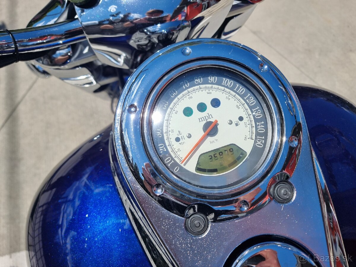 Kawasaki Vulcan 2000 - 13