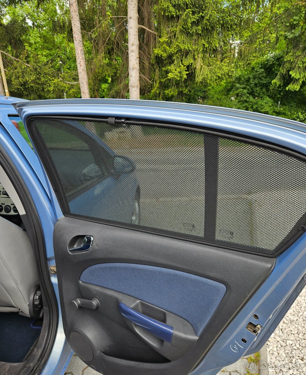 OPEL CORSA 1.2 BENZIN KLIMA Kamera 5 dverí servisná kniha - 13