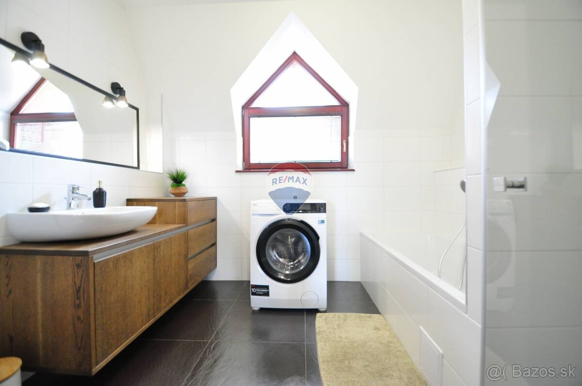 Moderný 3-izbový byt s garážou a výhľadom na Tatry – Veľká L - 13
