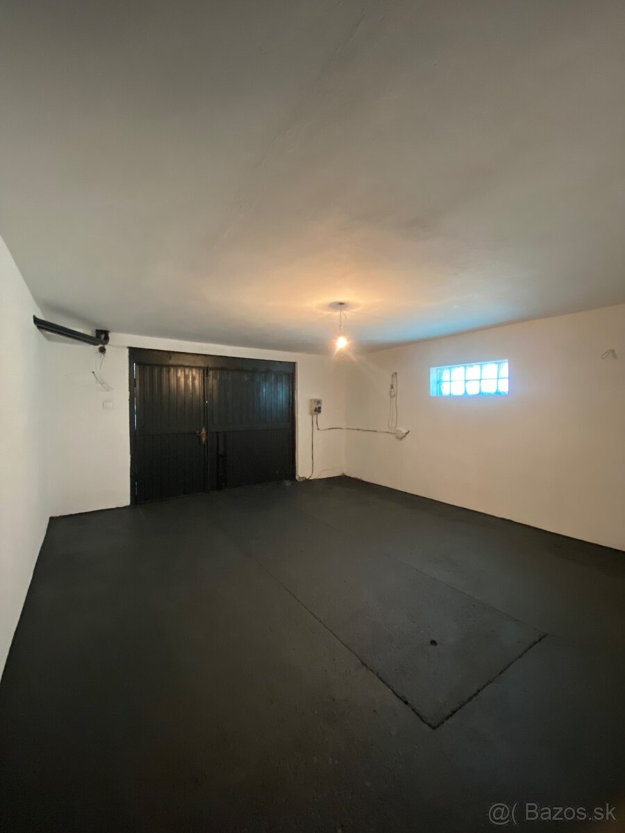 Rodinny dom na predaj v Chlabe - 13