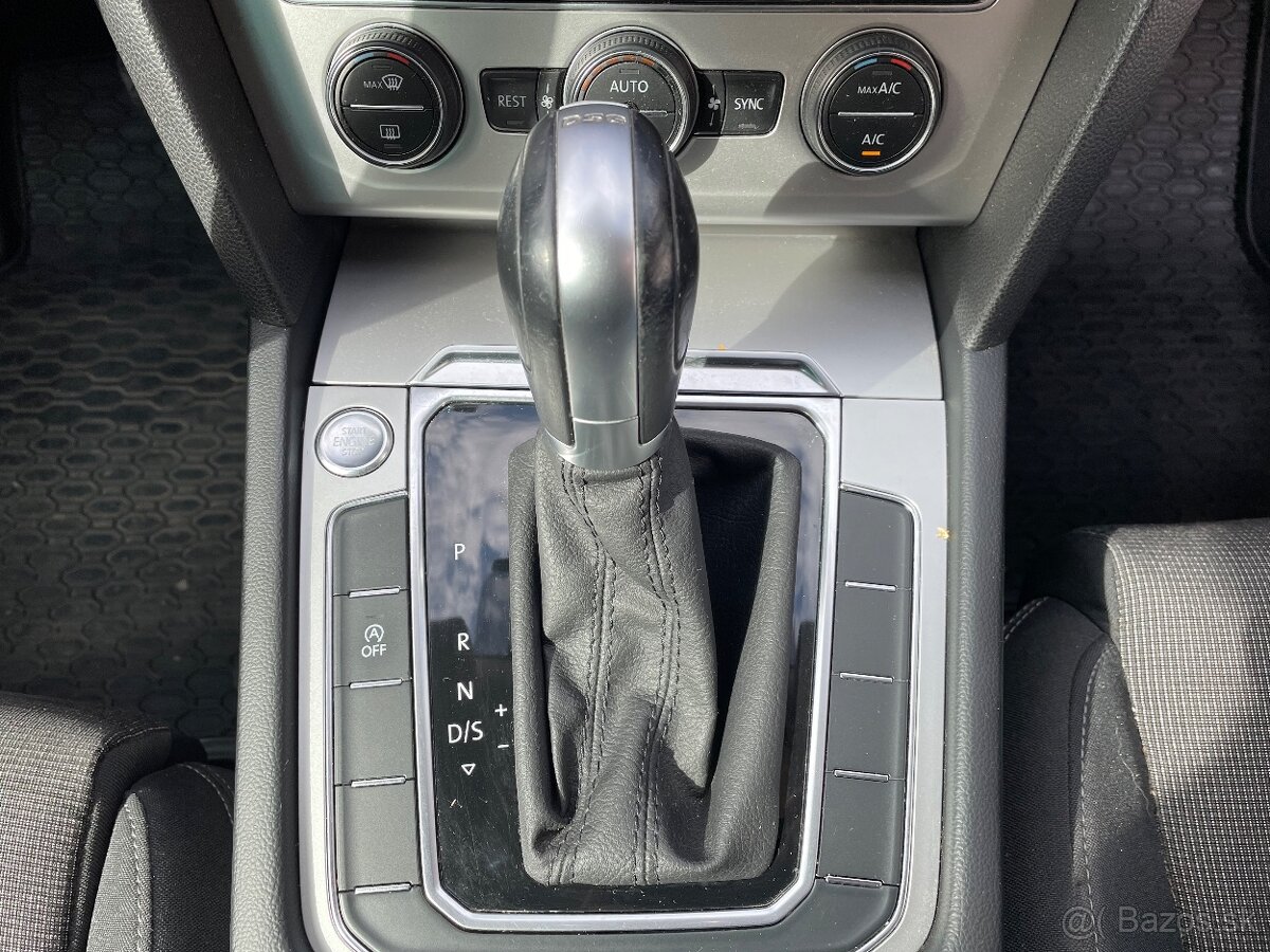 Volkswagen Passat Variant 2.0 TDI BMT DSG - 13