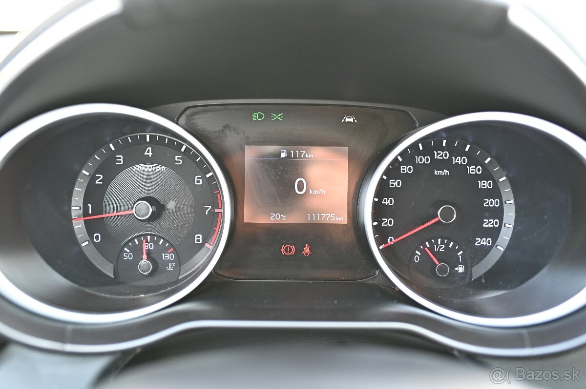 Kia Ceed SW 1,4 73,3kw Amber - 13