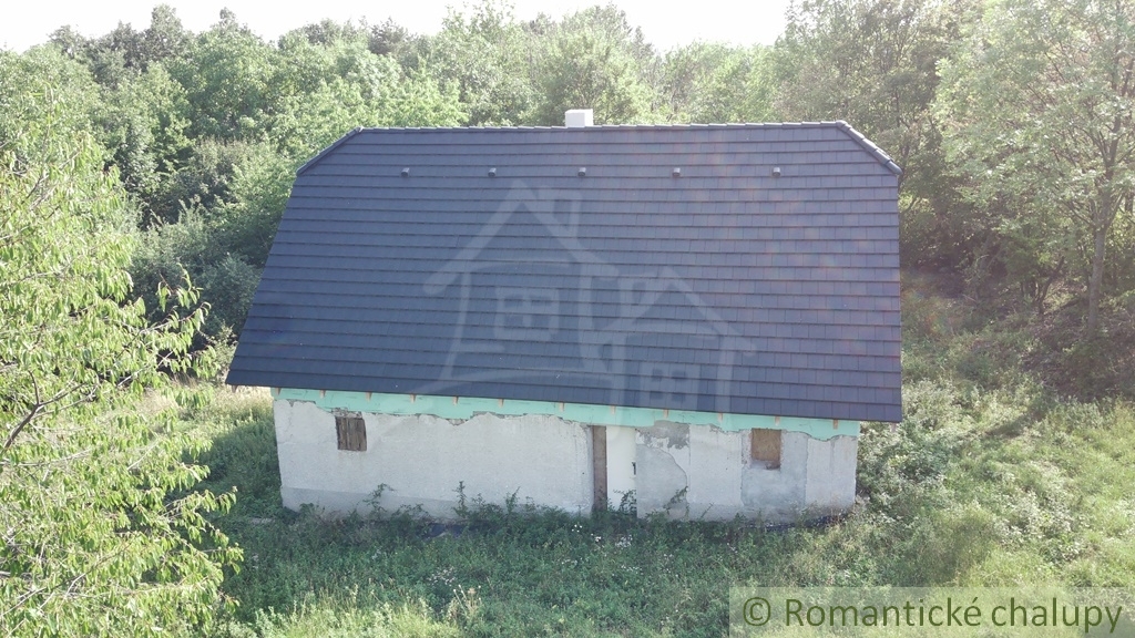 VÝRAZNE znížená cenaHospodárska usadlosť na samote so 1 - 13