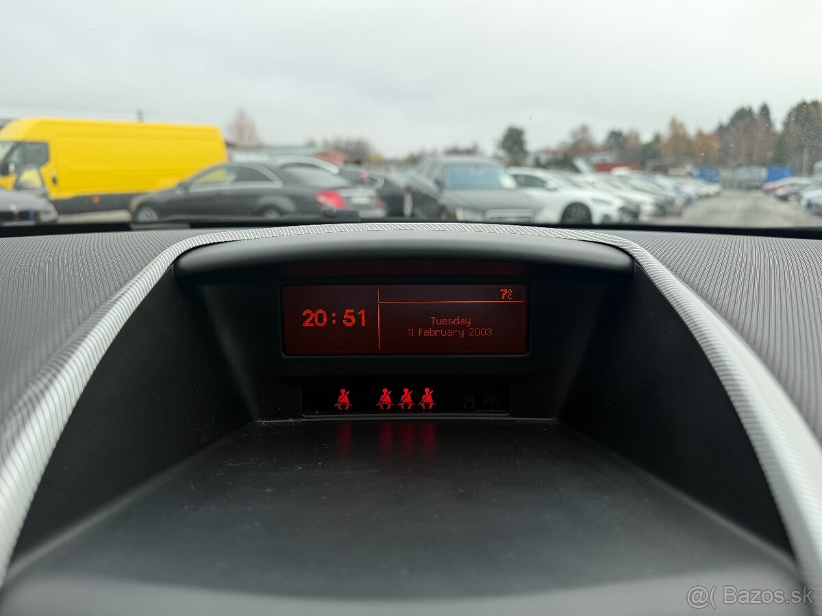 Peugeot 207 1.4 HDi • SAFE PACK • 2008 - 13