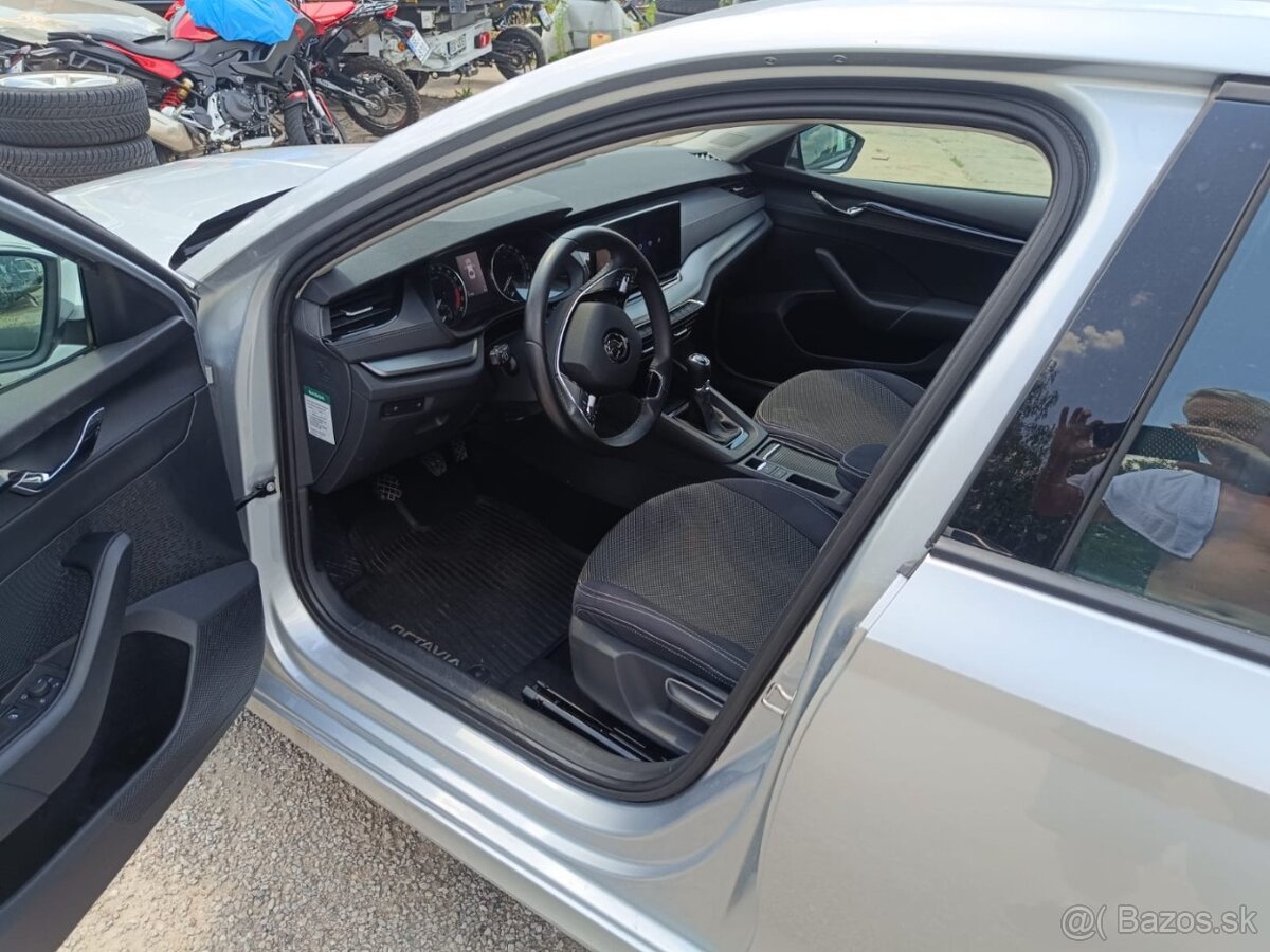 Škoda Octavia 2.0TDI - 13