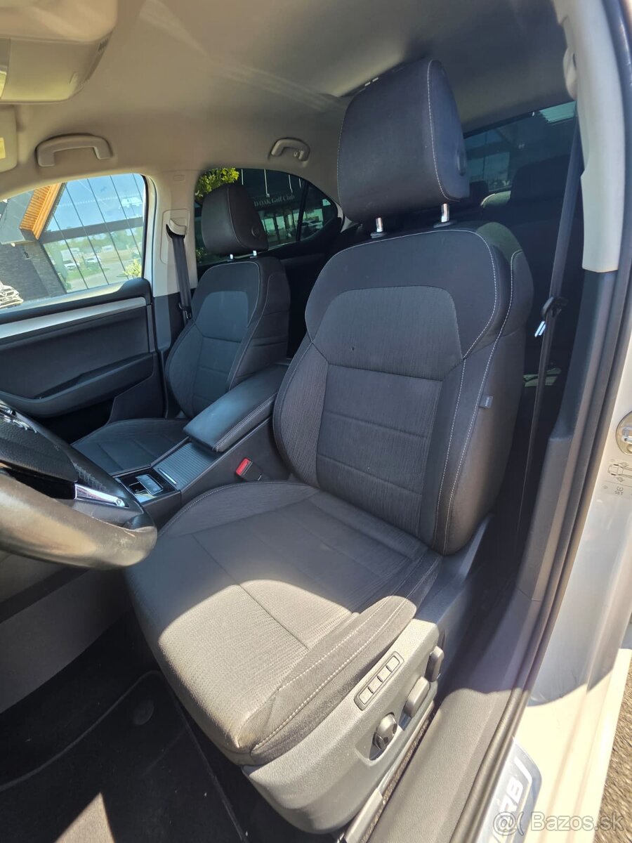 Škoda Superb 1.6 TDI DSG Active - 13