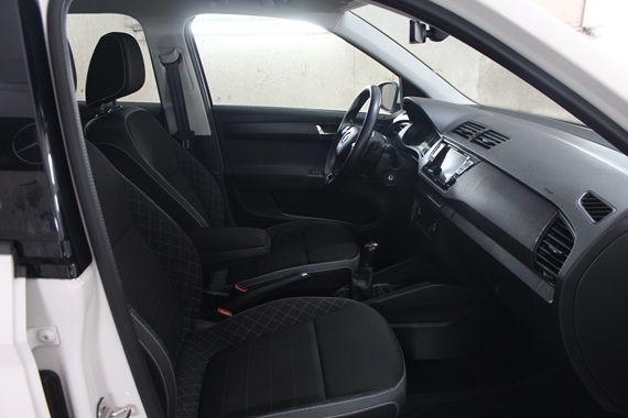Škoda Fabia Combi 1.0 TSI Tour Active - 13