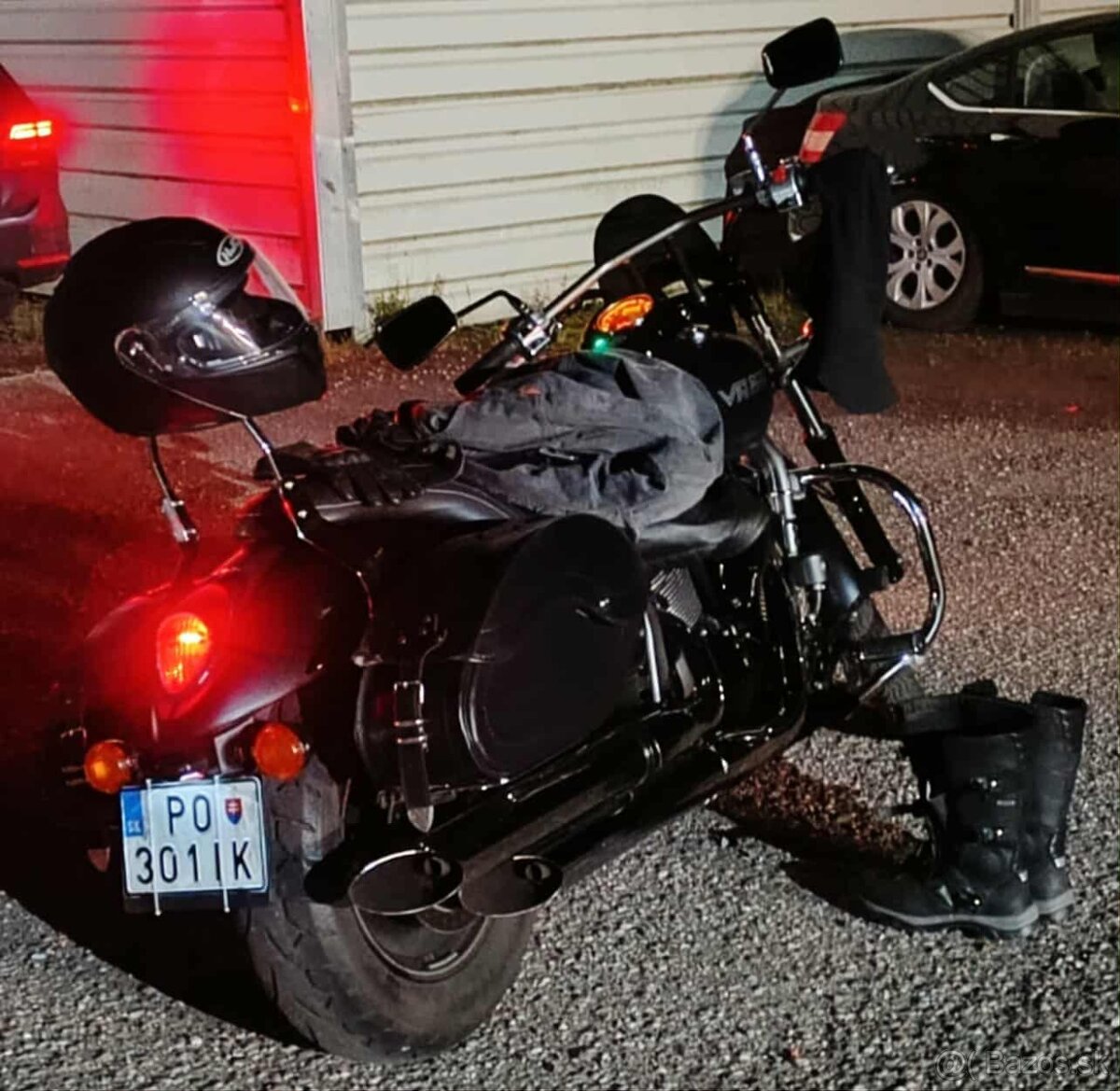 Kawasaki VN900 Custom - 13