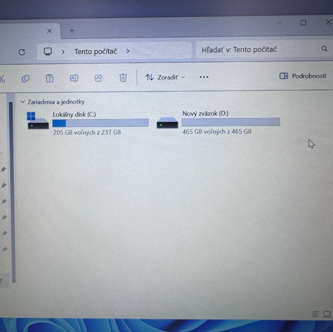 Notebook 14" HP.AMD PRO A10-8730B 4x2,40GHz.8gb ram.256gSSD - 13