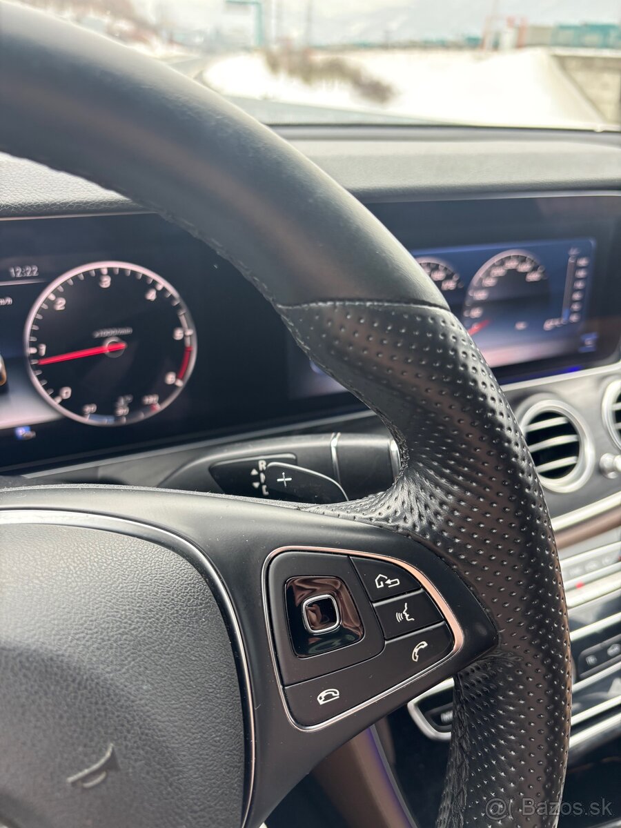 Mercedes-Benz E220d All-Terrain - 13