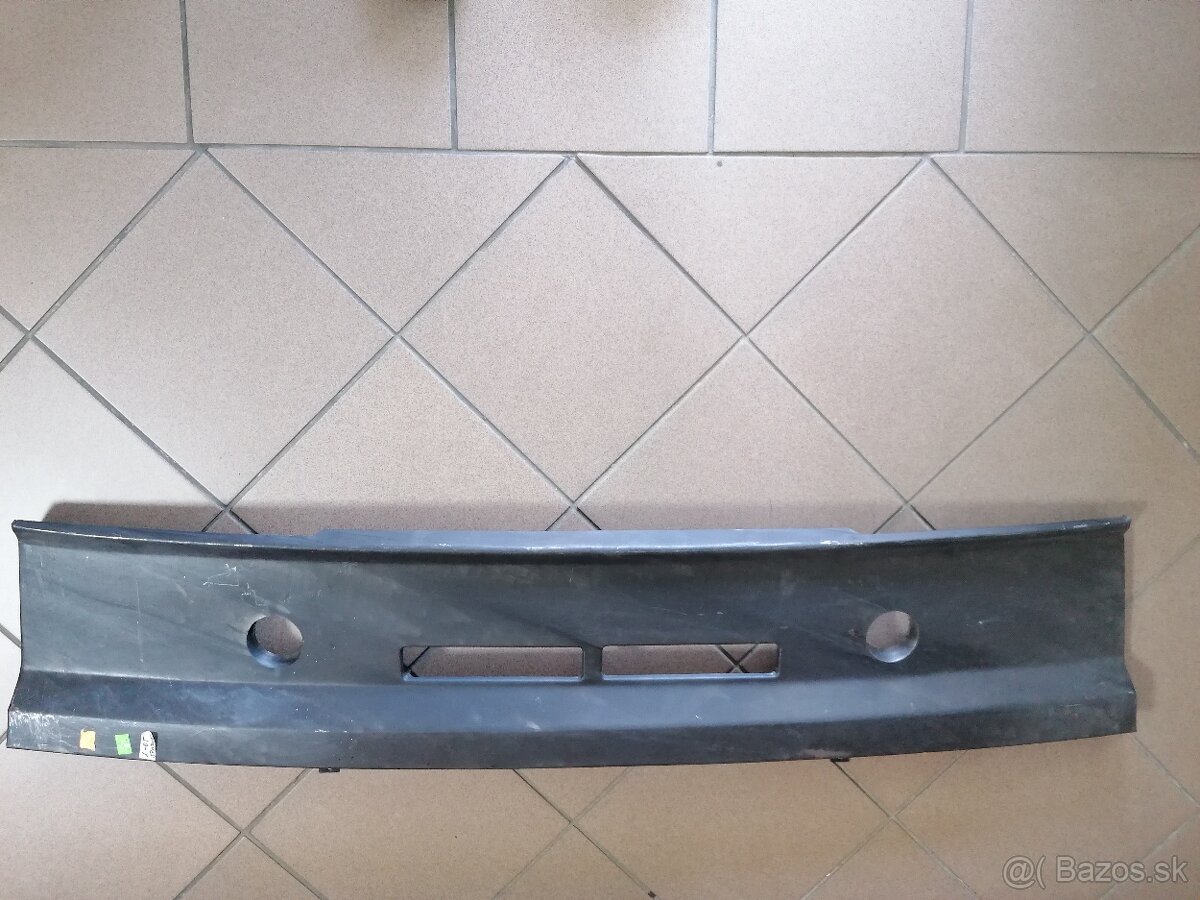 Predám nahradne diely LADA - 13