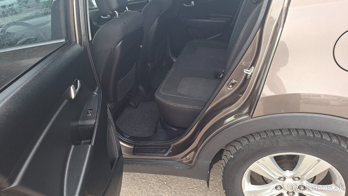 KIA SPORTAGE 1.6 GDI.2WD - 13