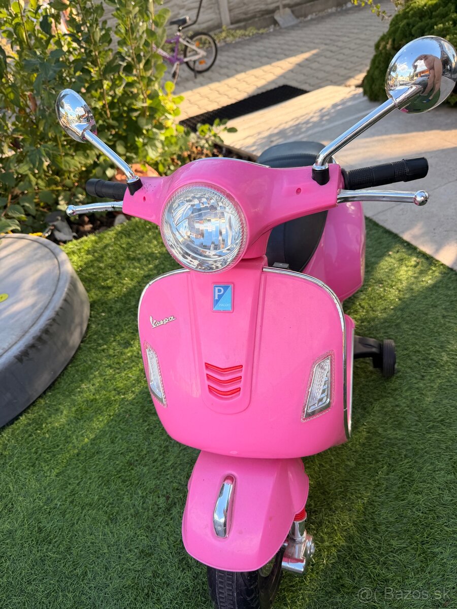 Elektro motorka Vespa - 13