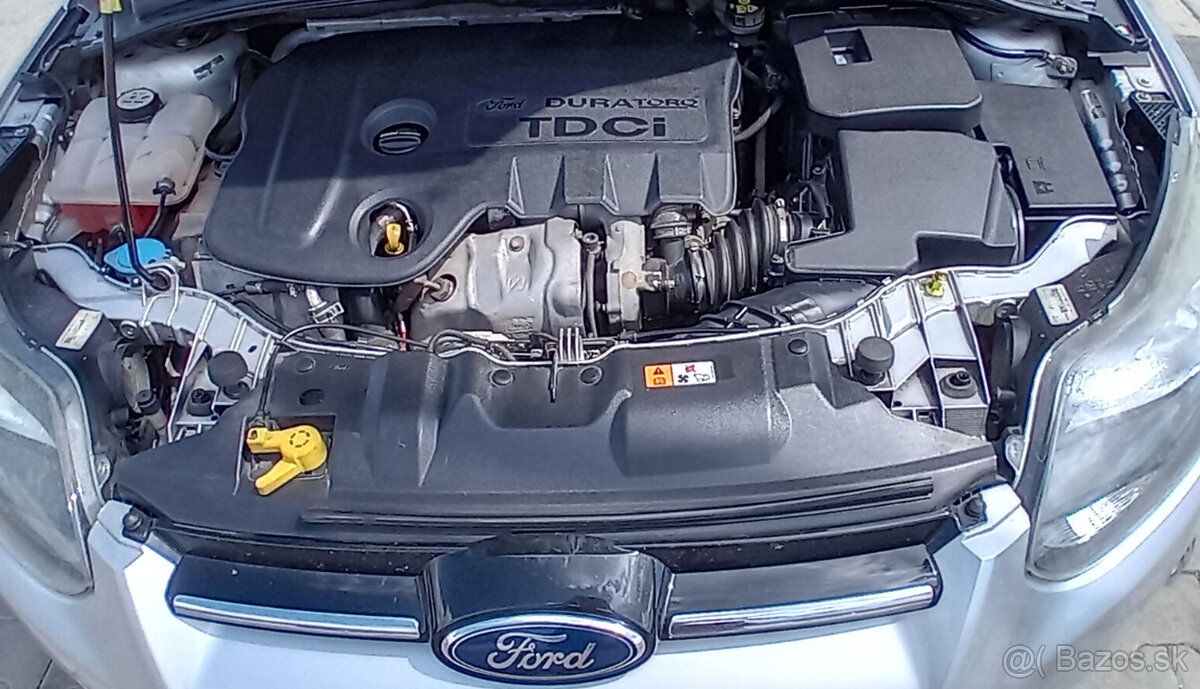 FORD FOCUS TITANIUM - 13