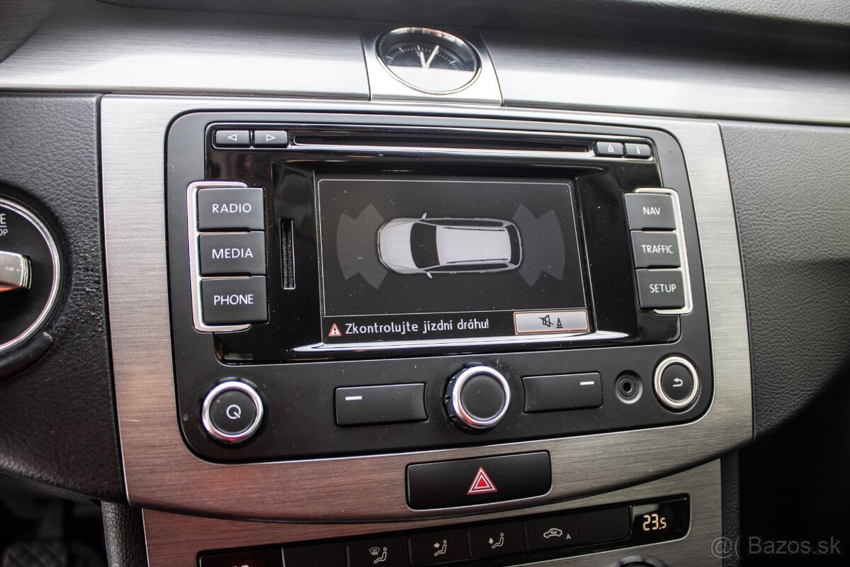 Volkswagen Passat Variant 2.0 TDI - 13