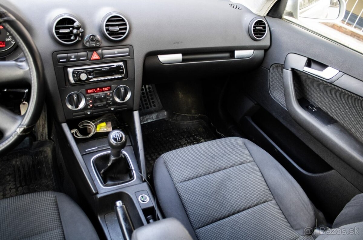 Audi A3 Sportback 1.9 TDI, 77kW (2008) - 13