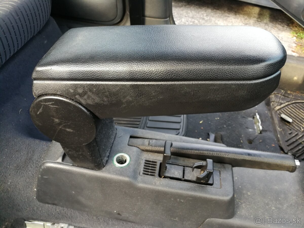 Škoda Octavia 1 sedan-diely, súčiastky - 13