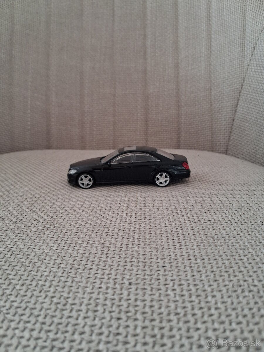 Predam stare auticka Mercedes - 13