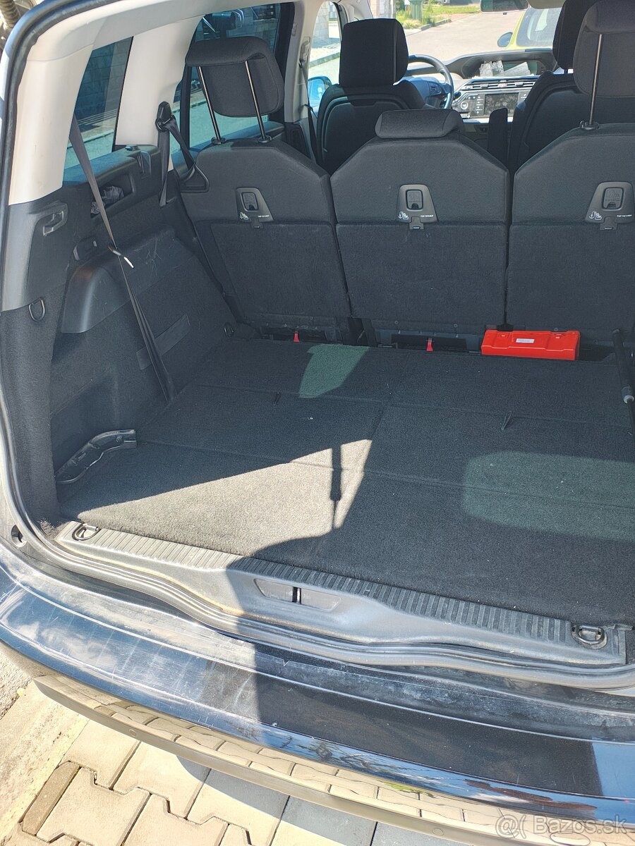 Citroën C4 Picasso 7 miestny - 13