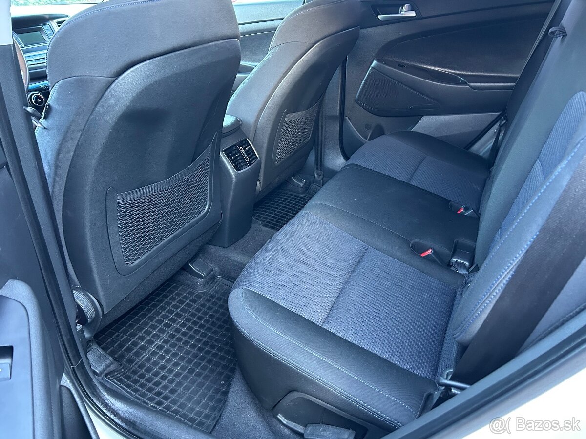 Hyundai Tucson 1,6 Gdi 97kw rv:16 - 13