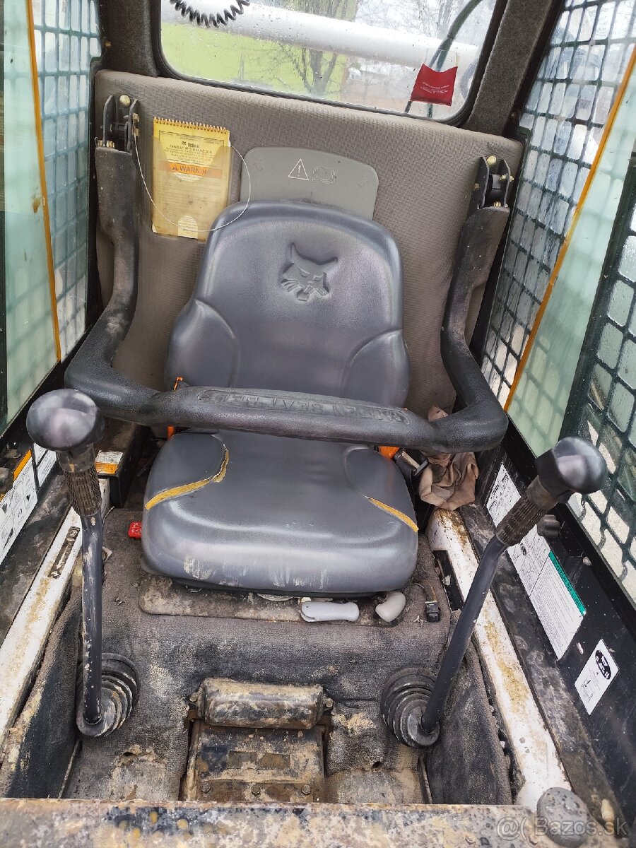 Šmykový nakladač Bobcat S185, Špz. - 13