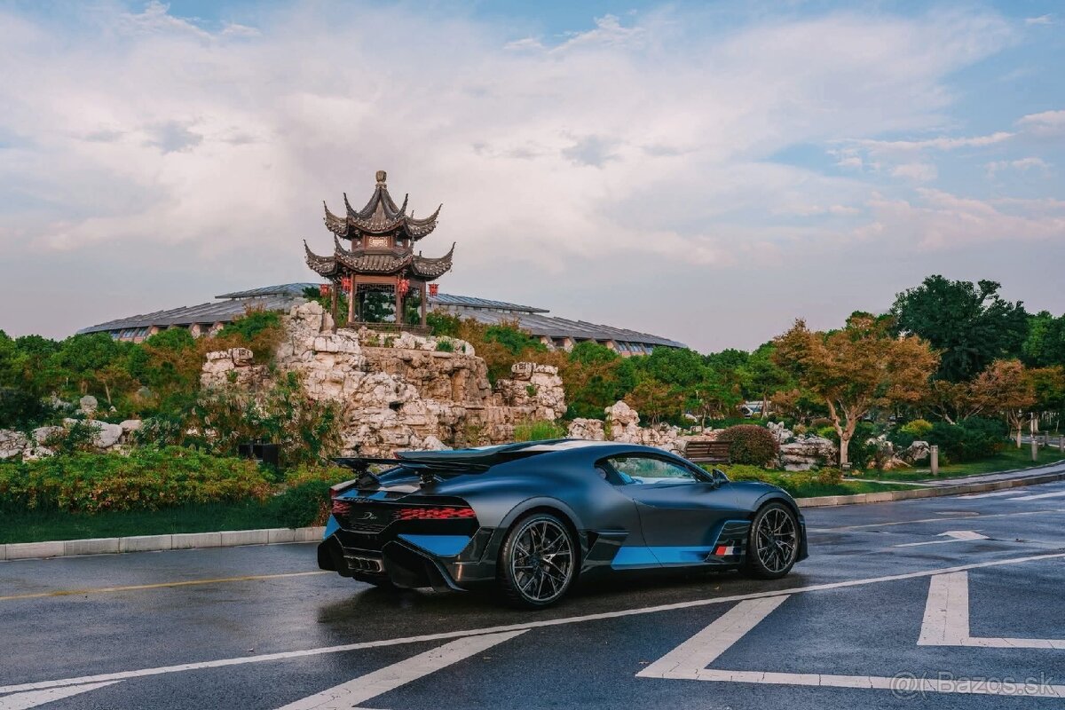 Bugatti Divo | MR Collection 1/18 - 13