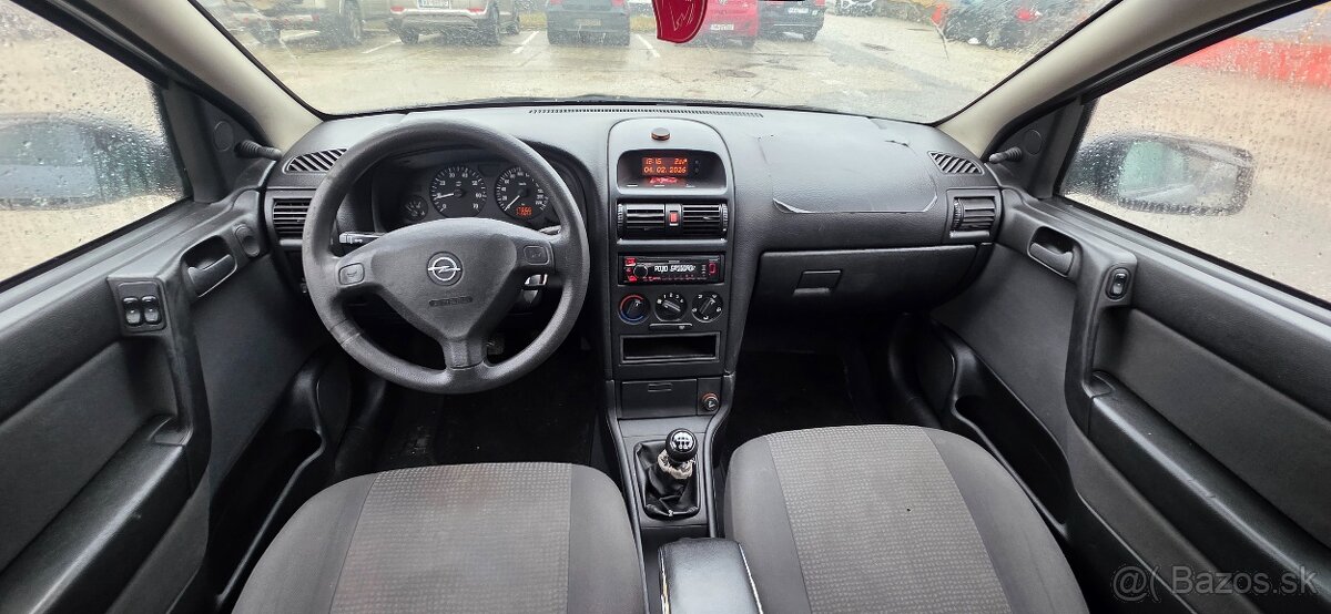 Opel Astra 1,4i - 13