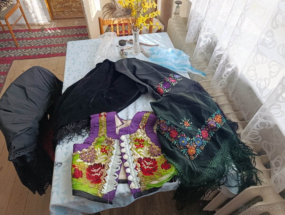 Kroje na predaj - 13