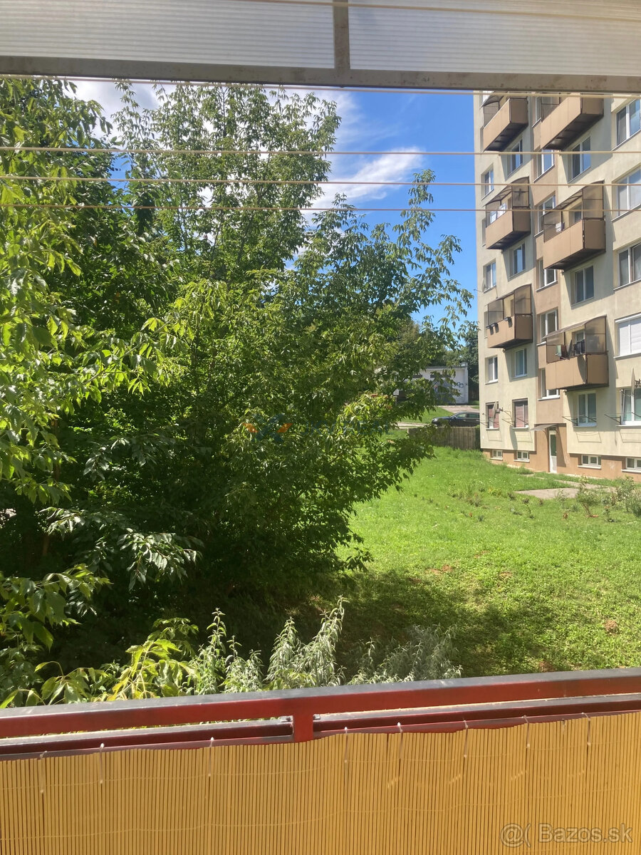 Na prenájom krásny zrekonštruovaný 3-izbový byt - 13