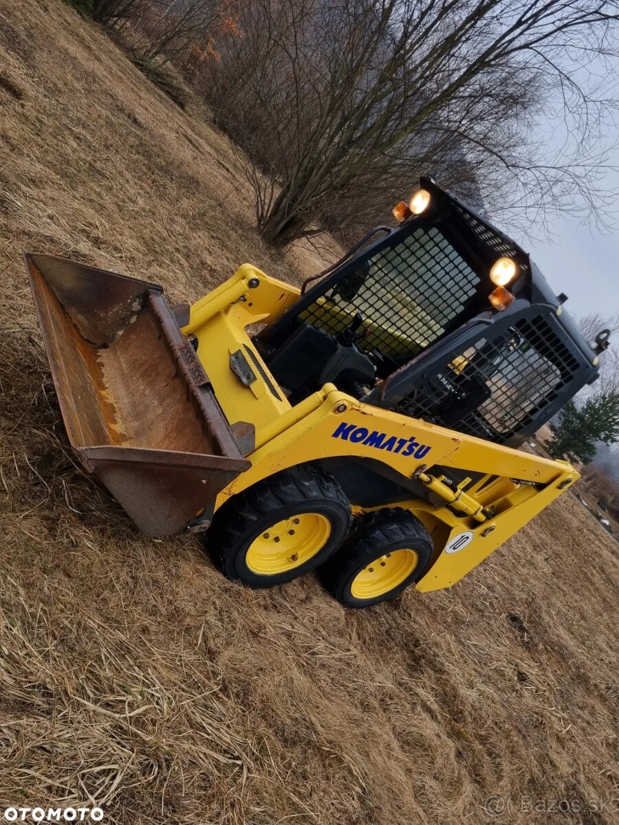 Nakladač Komatsu SK510 Ako nový z Nórska 2013 Len za výho - 13