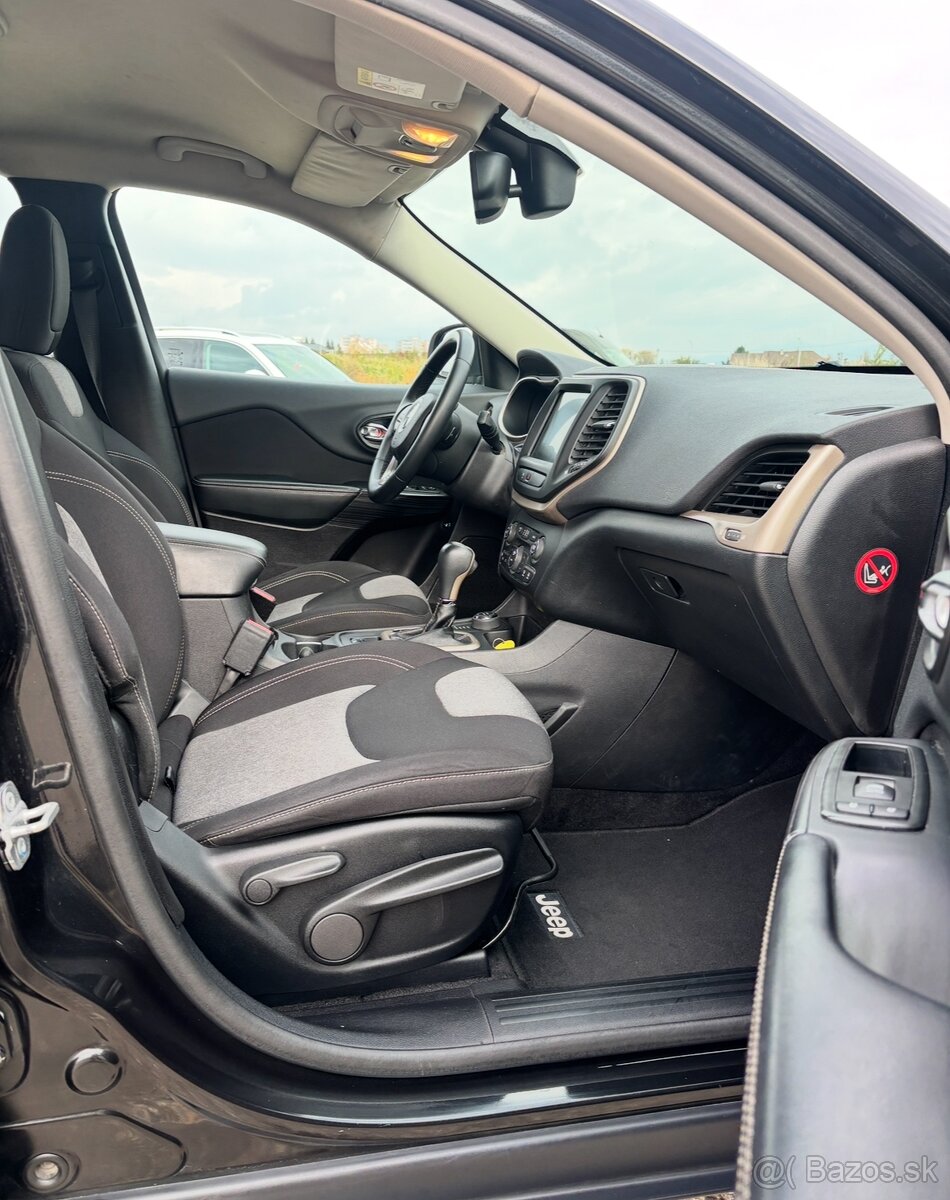 Jeep Cherokee 2.0 M-Jet 4x4 Longitude Automat - 13
