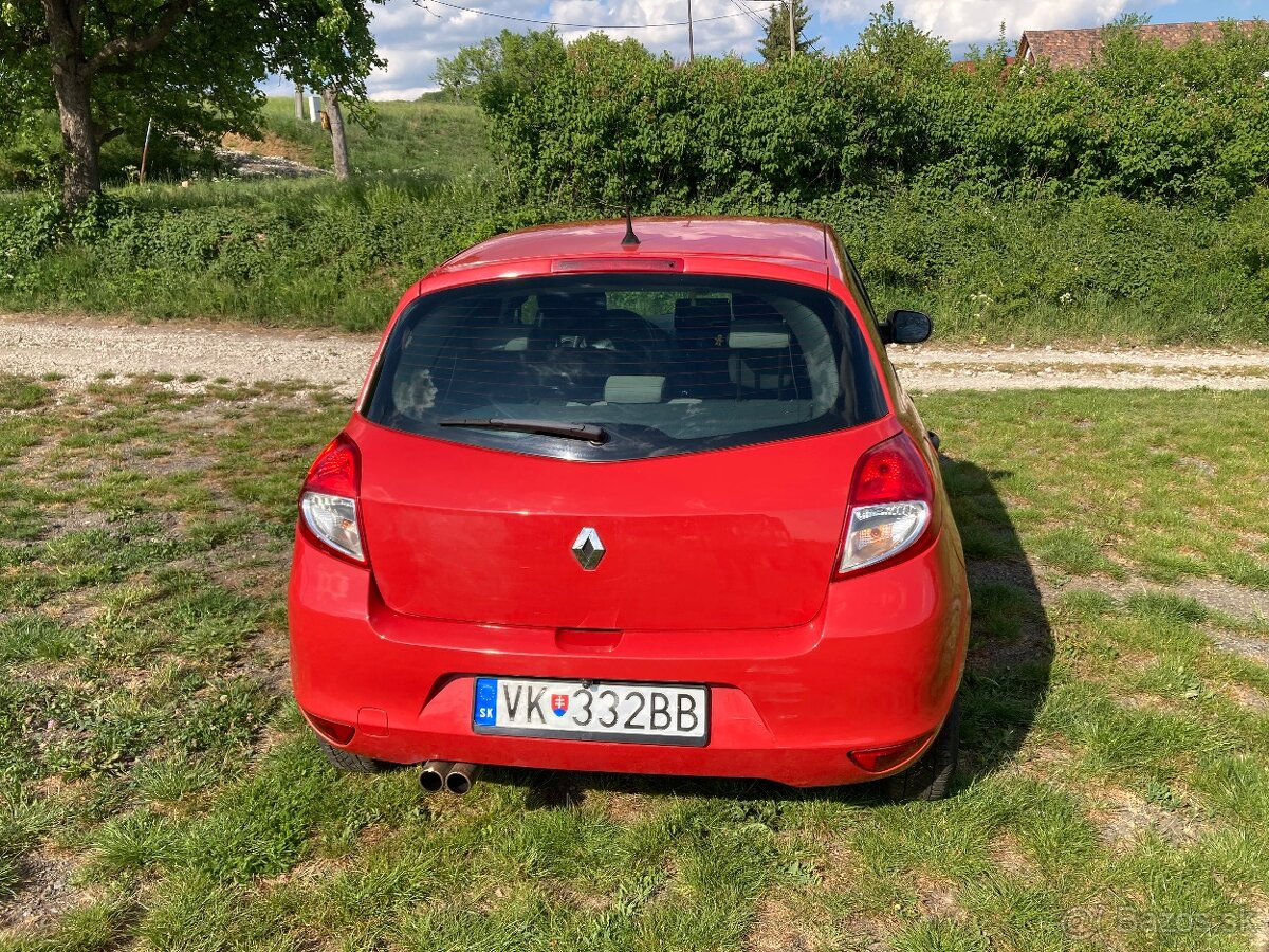 Renault Clio III 1.2 16v benzín - 13