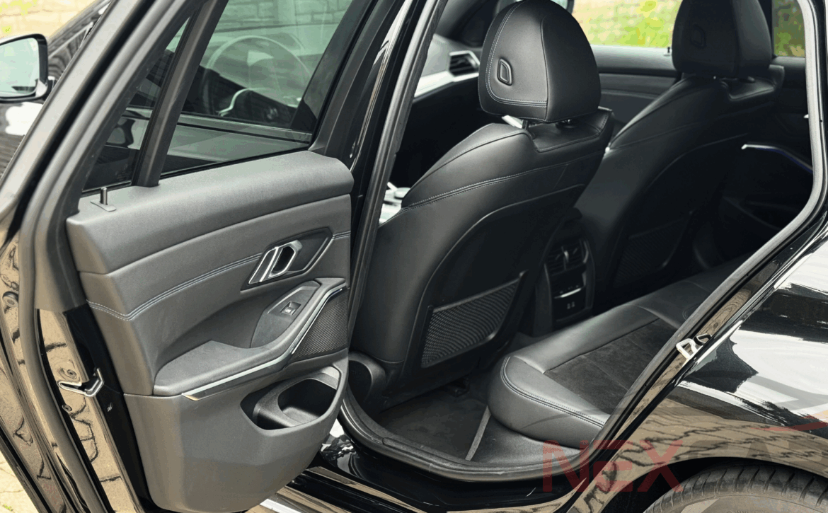 BMW Rad 3 Touring MHEV M Sportpaket G21 - 13