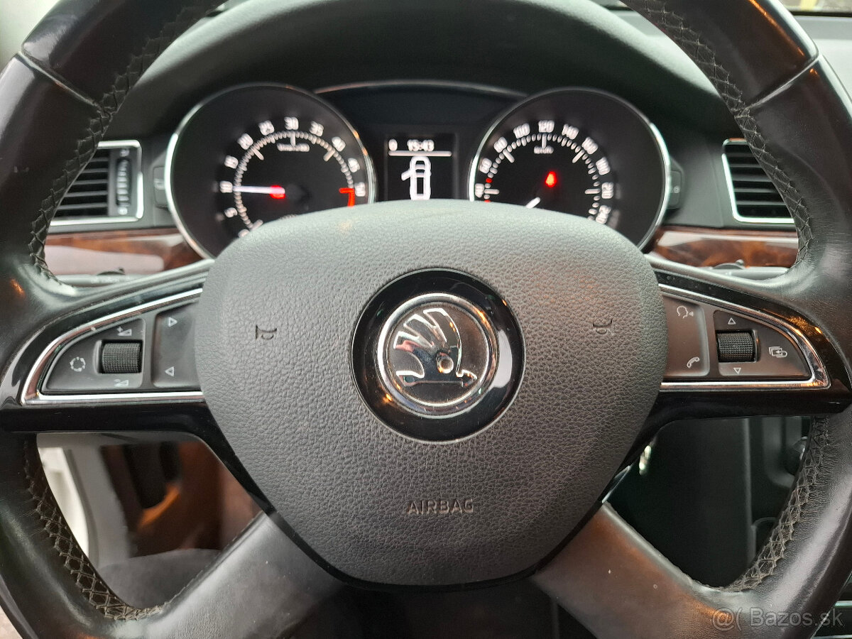 ŠKODA SUPERB COMBI 1,6 TDi 77kW 2013 - 13
