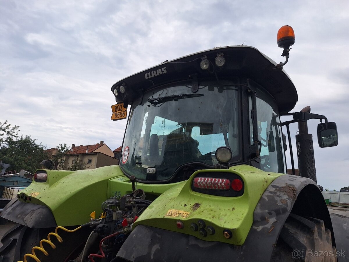 CLAAS ARION 650 4X4 - 13