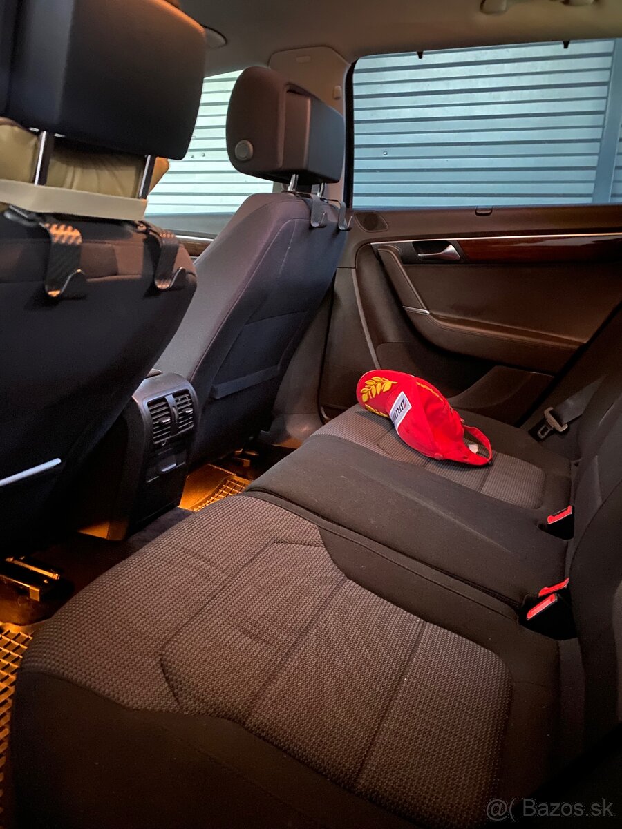 Volkswagen PASSAT B7 2.0tdi manual - 13