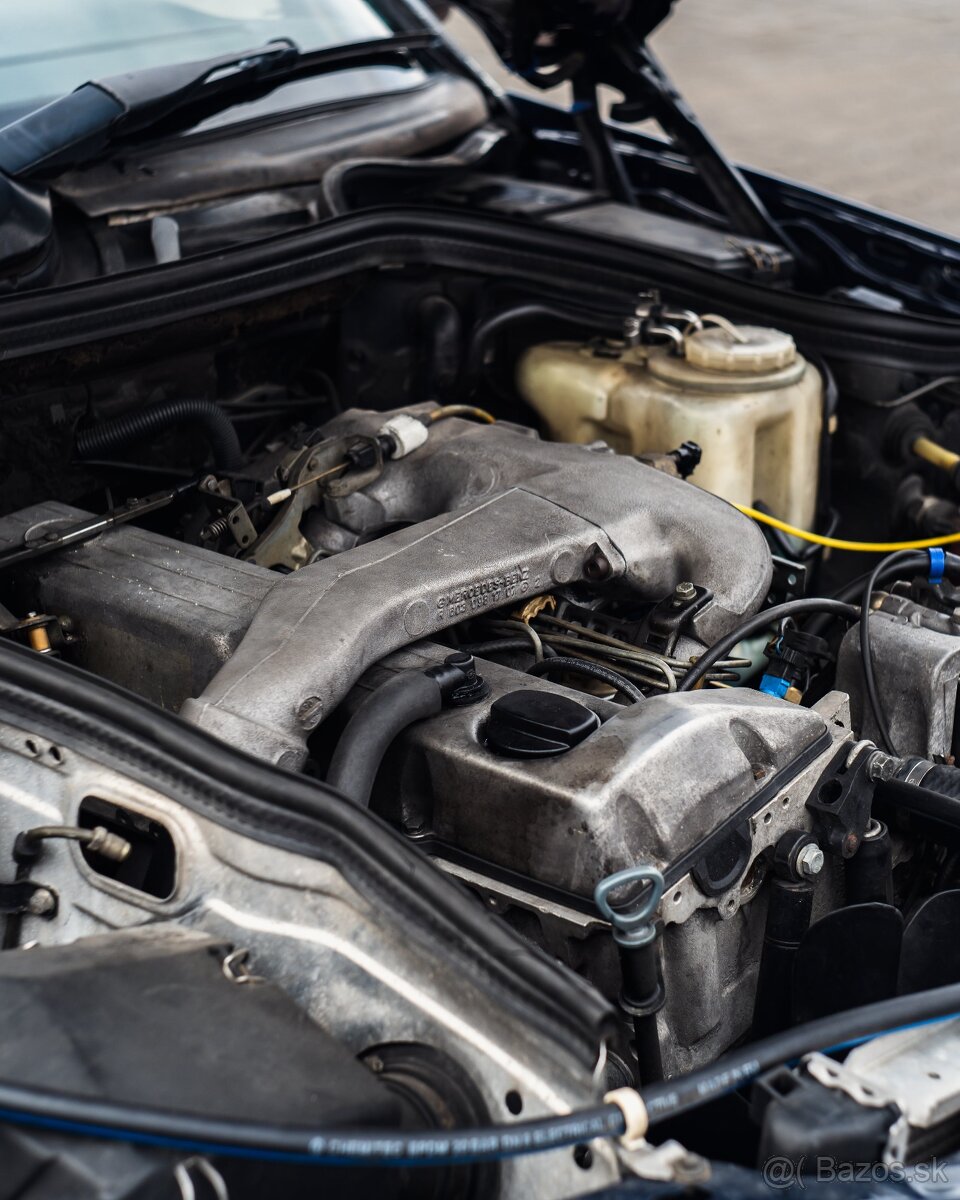 Mercedes-Benz W124 E250TD - 13