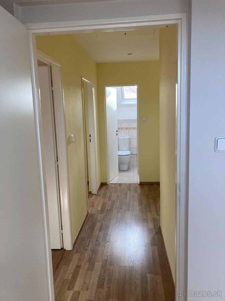 4-izbový rodinný dom na prenájom - voľný ihneď - 13
