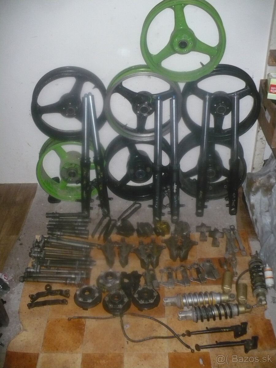 Kawasaki ZX6R/ 636 r.98- 02-díly z více moto - 13