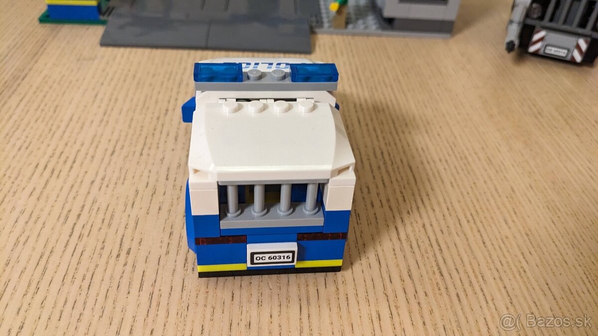 60316 Lego City – Policajná stanica - 13