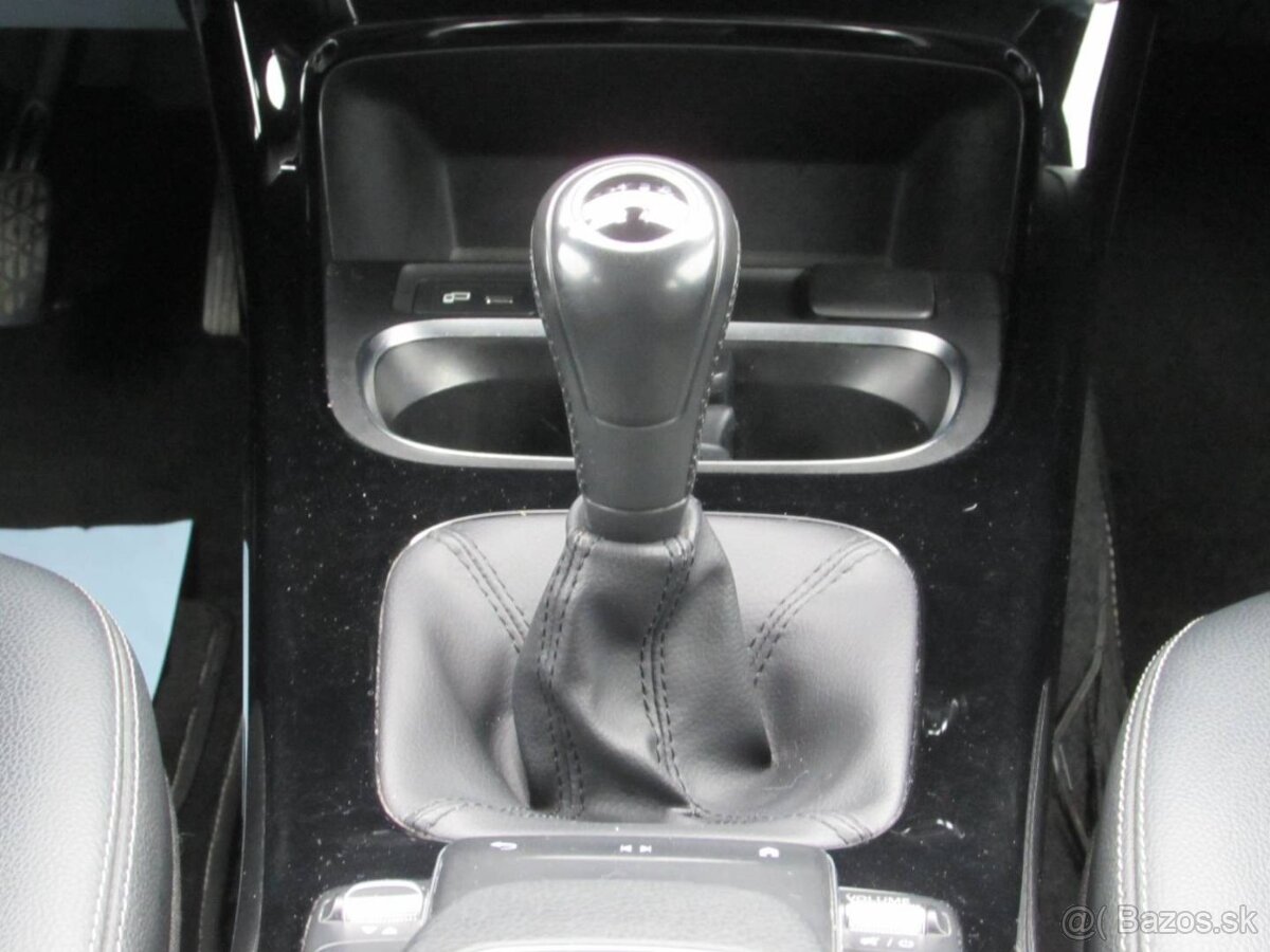 Mercedes-Benz CLA Kupé 180 d - 13